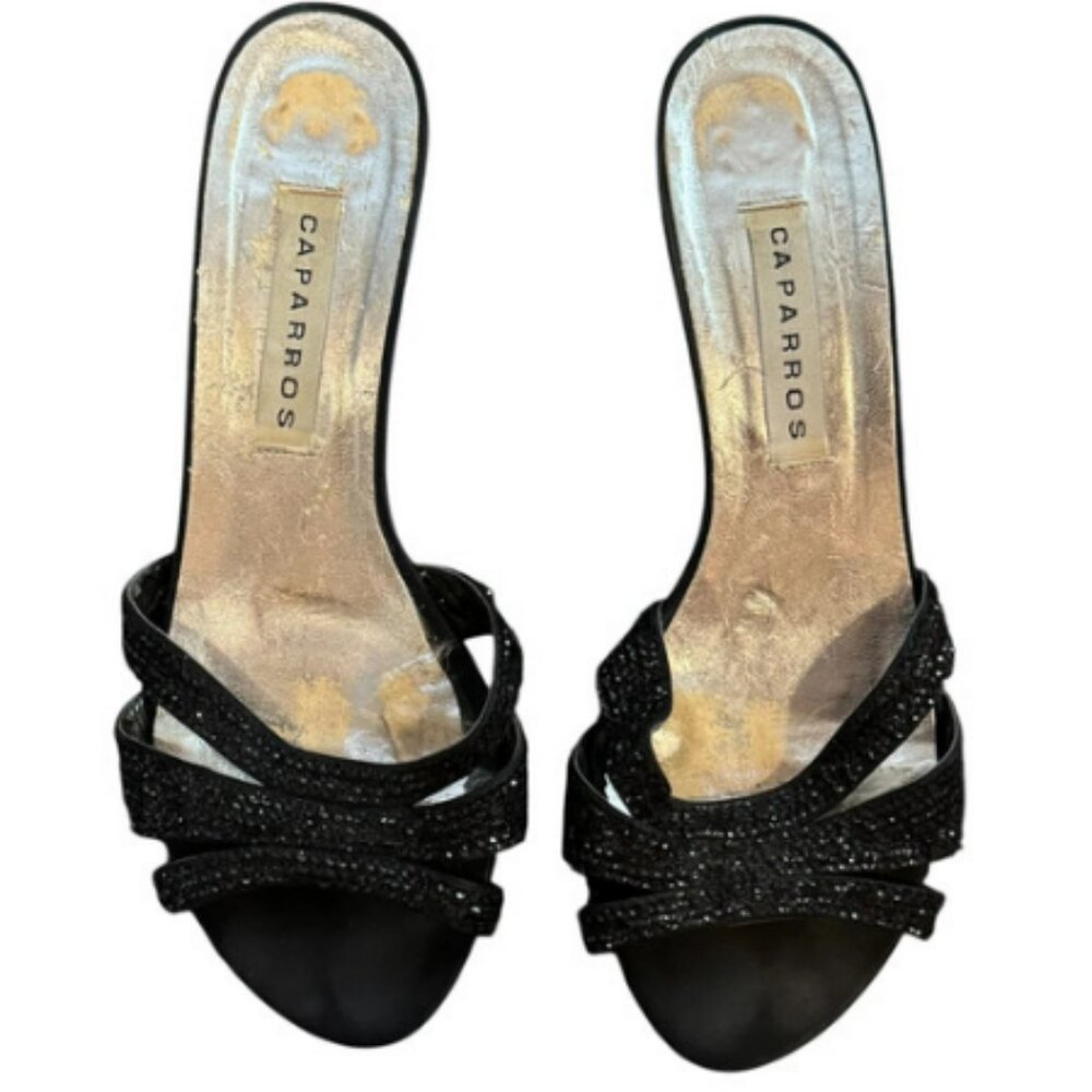 black kitten heel